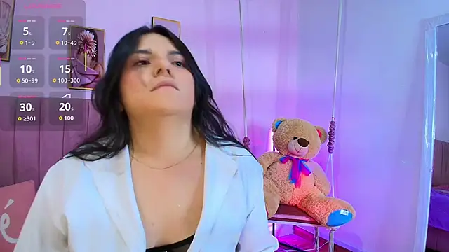 Snapshot of paulina_coxx chatting on January 6, 2026, 12:20 pm paulina coxx online show from January 6, 2026, 12:20 pm