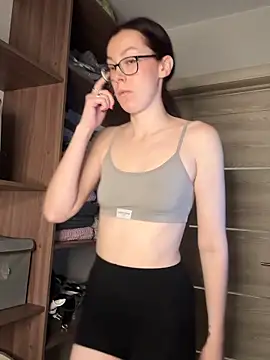 Snapshot of RussianGirls_ chatting on March 3, 2026, 1:07 pm RussianGirls online show from March 3, 2026, 1:07 pm