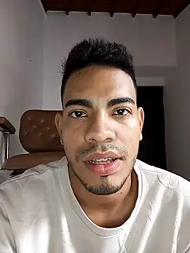 Moreno latino sex online show from December 20, 2025, 5:16 pm