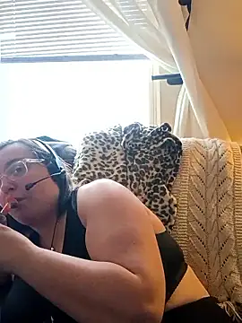 pinkcheetah12 online show from February 10, 2026, 6:51 pm