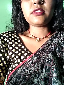 Snapshot of mantraverma chatting on February 8, 2026, 10:24 am mantraverma online show from February 8, 2026, 10:24 am