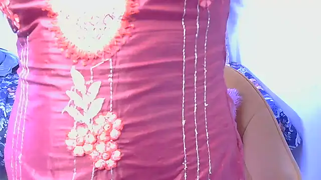 Snapshot of bold-smirthii chatting on June 14, 2026, 4:03 am bold-smirthii online show from June 14, 2026, 4:03 am