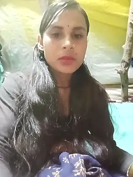 Snapshot of Cuty_priti chatting on February 23, 2026, 5:24 pm Cuty priti online show from February 23, 2026, 5:24 pm