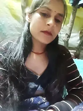 Snapshot of Cuty_priti chatting on February 25, 2026, 5:13 pm Cuty priti online show from February 25, 2026, 5:13 pm