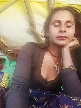 Snapshot of Cuty_priti chatting on February 8, 2026, 5:49 am Cuty priti online show from February 8, 2026, 5:49 am