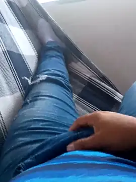 mel-0987 online show from April 15, 2026, 10:43 pm