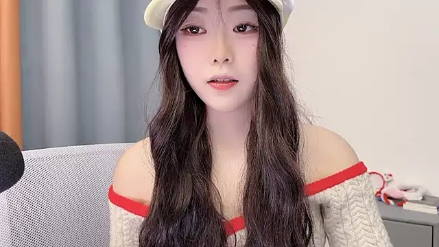 smalldaisy online show from March 17, 2026, 2:58 am