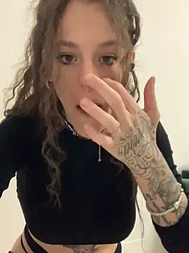 4lien online show from April 5, 2026, 1:56 am