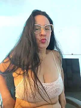 KiaraFoster online show from March 4, 2026, 11:18 am