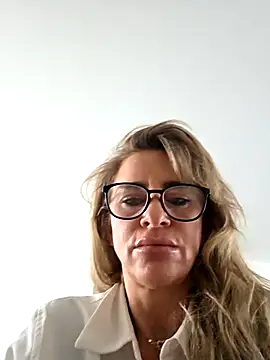 LaLynn online show from February 26, 2026, 3:56 pm