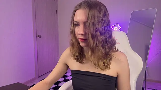 KellySunn online show from March 3, 2026, 7:15 am