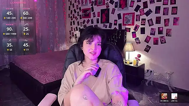 SarahShelby online show from March 10, 2026, 10:19 am