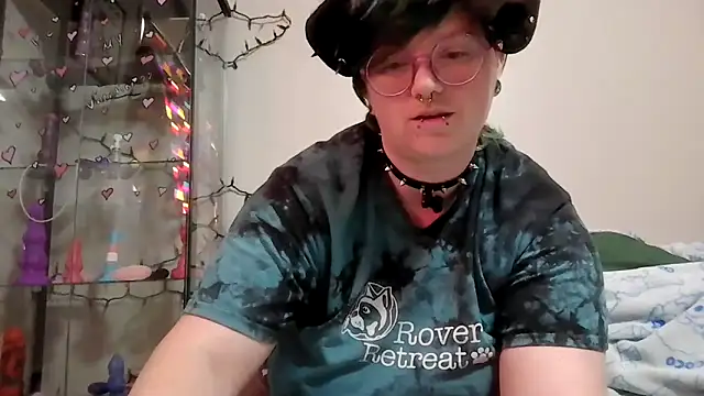 Pupghostt online show from February 16, 2026, 3:21 pm