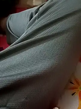 Snapshot of honorhorny chatting on December 21, 2025, 5:25 pm honorhorny online show from December 21, 2025, 5:25 pm