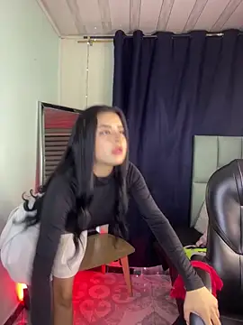 Emilyy05  online show from April 14, 2026, 1:10 am