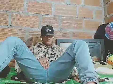 Alphamaster 92 online show from February 1, 2026, 12:03 pm