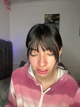 junorise23 online show from February 10, 2026, 4:55 am