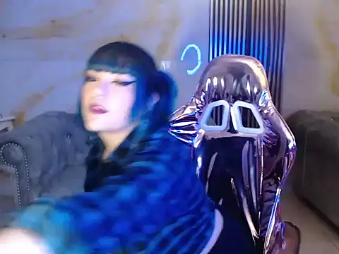 blue navy s online show from December 21, 2025, 8:42 pm