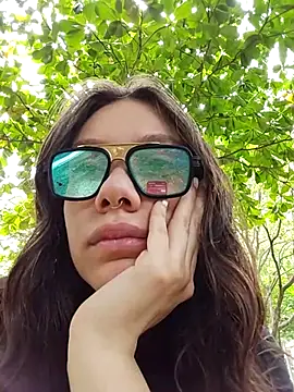 Snapshot of valerria_44 chatting on July 2, 2026, 4:57 pm valerria 44 online show from July 2, 2026, 4:57 pm