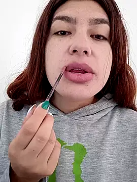 Snapshot of sweet_temari chatting on April 16, 2026, 3:24 pm sweet temari online show from April 16, 2026, 3:24 pm