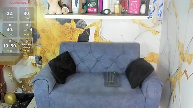 Victor LatinBoy online show from February 25, 2026, 4:23 am