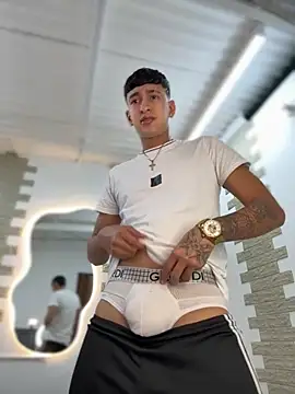 neithan sleitherx online show from February 23, 2026, 1:33 pm