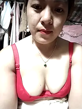 Snapshot of Lucky_cutee chatting on May 12, 2026, 11:49 am Lucky cutee online show from May 12, 2026, 11:49 am