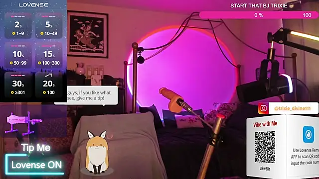 trixiedivine online show from March 27, 2026, 12:08 am