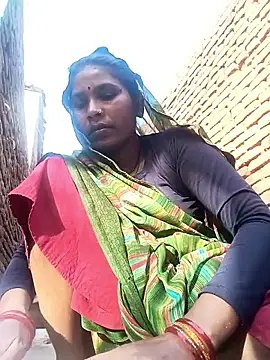 Snapshot of Rakhi_cut chatting on May 23, 2026, 1:37 am Rakhi cut online show from May 23, 2026, 1:37 am