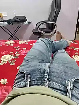 hydhunk26 online show from February 27, 2026, 7:19 am