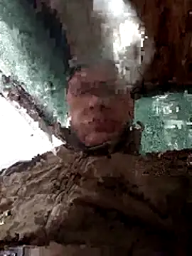 Snapshot of Nemon chatting on December 22, 2025, 8:58 am Nemon online show from December 22, 2025, 8:58 am