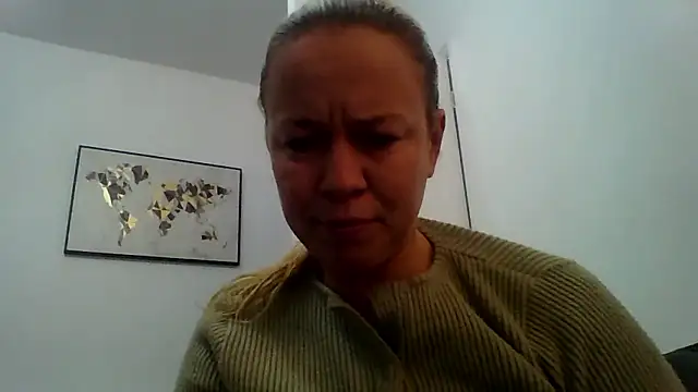 jennyblondeuk online show from January 8, 2026, 4:57 pm