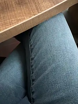 Snapshot of hayxxxal chatting on February 7, 2026, 2:25 pm hayxxxal online show from February 7, 2026, 2:25 pm