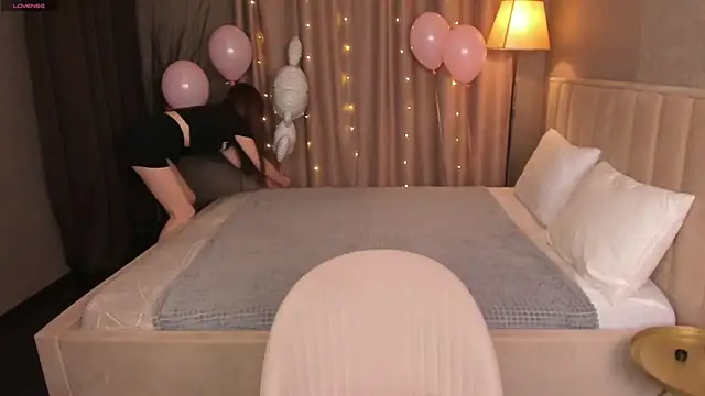 Lea Apple online show from March 28, 2026, 12:11 am