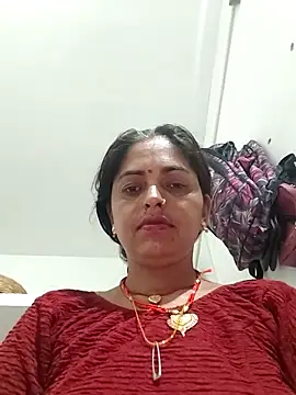 Mahima rani34 online show from June 17, 2026, 9:47 pm