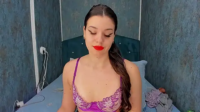 RedAssHottie online show from February 28, 2026, 6:02 am