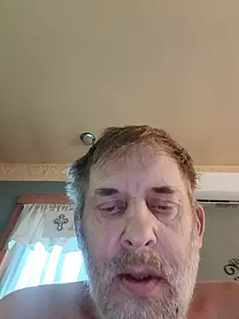 Snapshot of FragrantToe529 chatting on June 1, 2026, 2:06 pm FragrantToe529 online show from June 1, 2026, 2:06 pm
