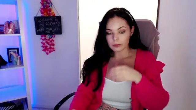 ggrek online show from April 11, 2026, 7:50 pm