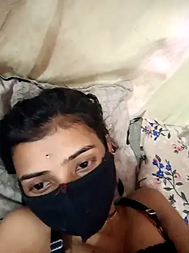 Snapshot of Desipari_777 chatting on February 7, 2026, 5:43 pm Desipari 777 online show from February 7, 2026, 5:43 pm