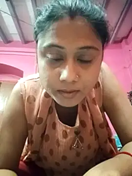 Hooghlypinkivabi online show from February 2, 2026, 12:59 pm