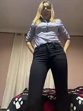 SexyMamiVee online show from February 8, 2026, 12:36 pm