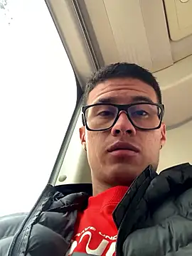 Snapshot of Latin_Paisa_Boy chatting on January 13, 2026, 1:26 pm Latin Paisa Boy online show from January 13, 2026, 1:26 pm