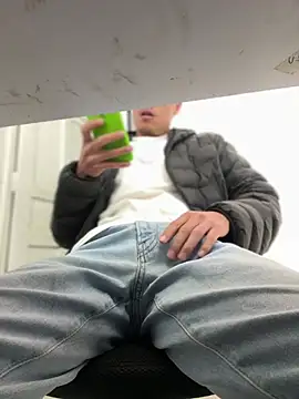 Latin Paisa Boy online show from March 20, 2026, 6:53 pm