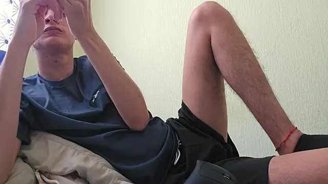 LeonS 20cm online show from February 14, 2026, 4:51 pm