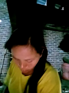 DIANAKUTE online show from April 17, 2026, 11:07 pm