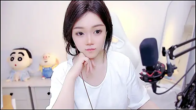 Cindy-dd online show from May 12, 2026, 5:52 pm