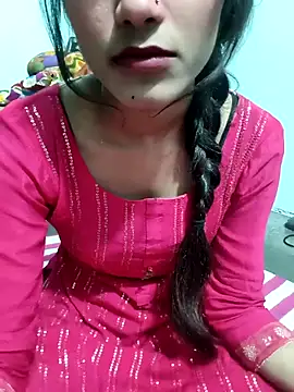 Snapshot of Yours-Zeenat chatting on January 13, 2026, 5:22 am Yours-Zeenat online show from January 13, 2026, 5:22 am