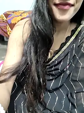 Yours-Zeenat online show from February 16, 2026, 9:13 pm