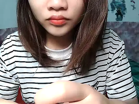Snapshot of hana_ssexy chatting on May 15, 2026, 3:43 pm hana ssexy online show from May 15, 2026, 3:43 pm