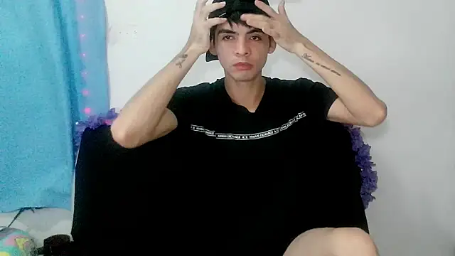 nico22love online show from February 2, 2026, 12:26 pm